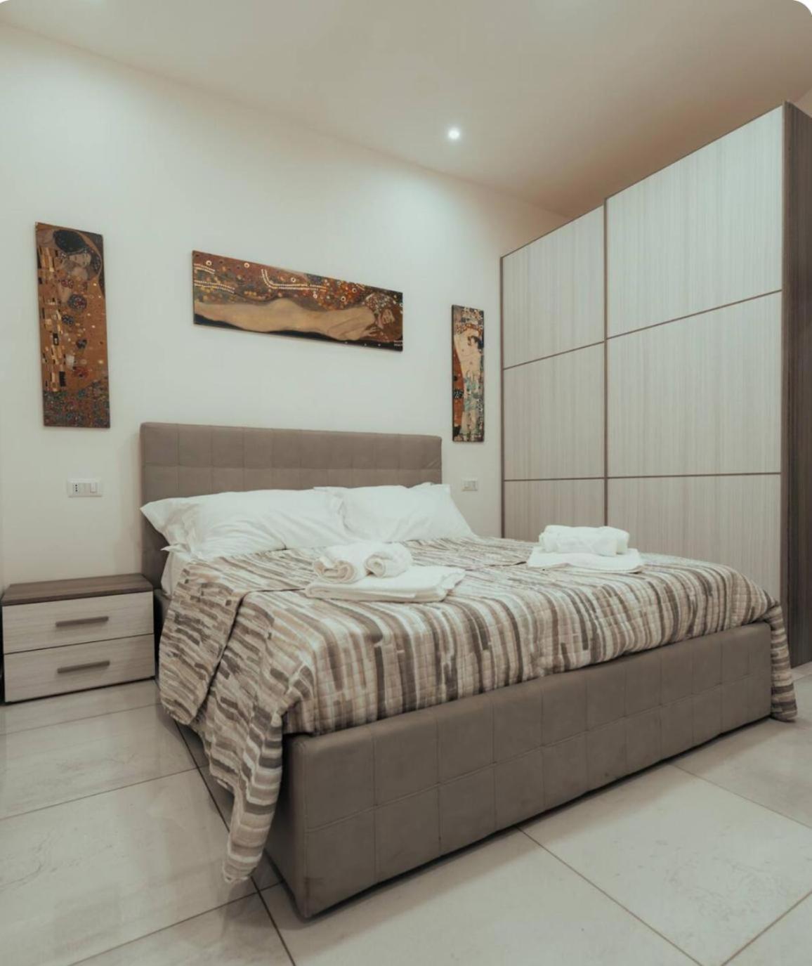 Apartment Dimora311 Neapel